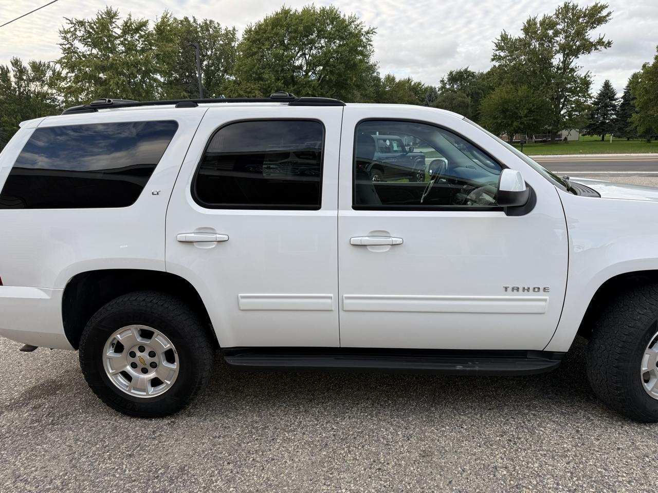 Chevrolet Tahoe 4WD 4dr 1500 LT 2013