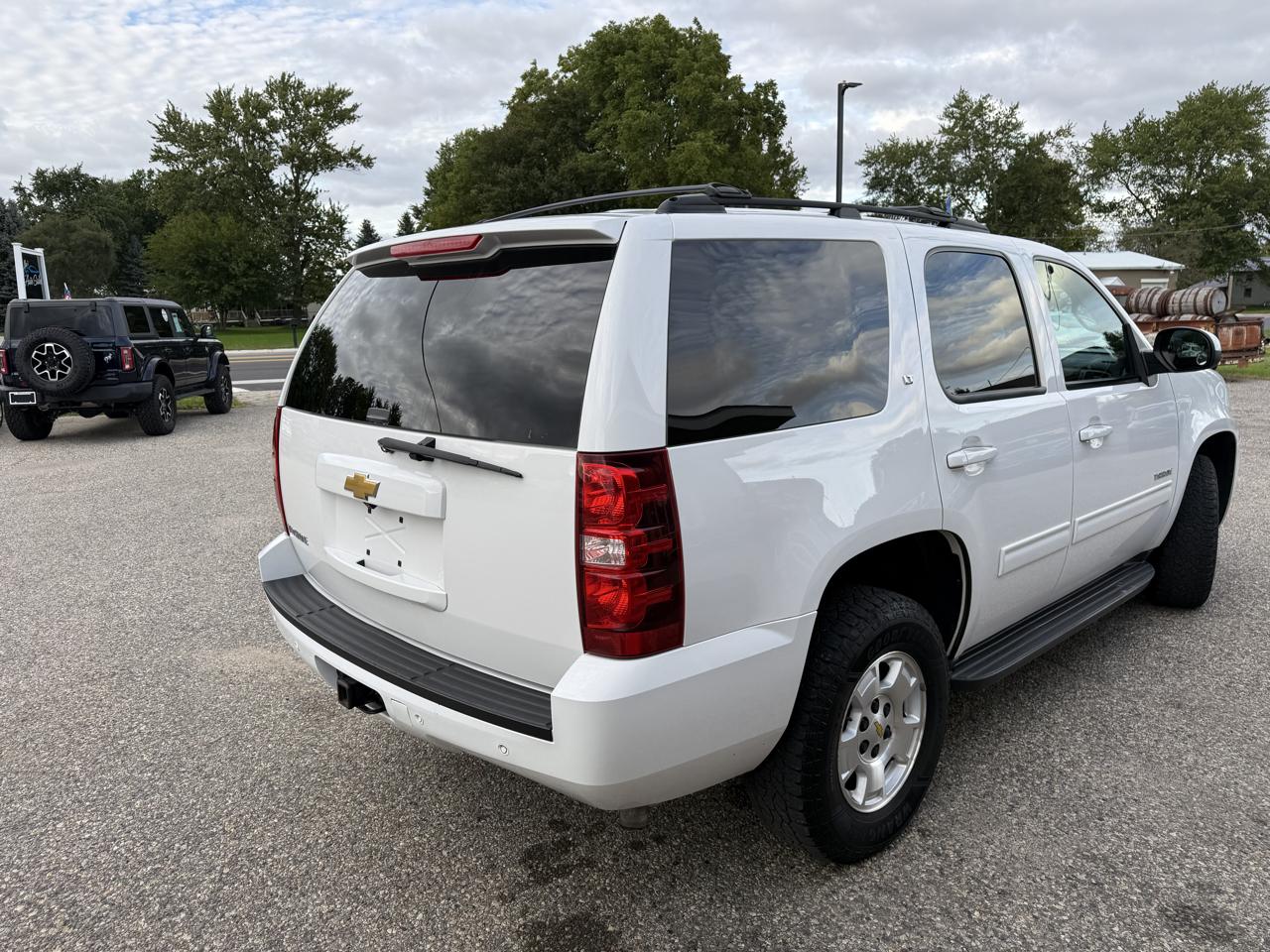 Chevrolet Tahoe 4WD 4dr 1500 LT 2013