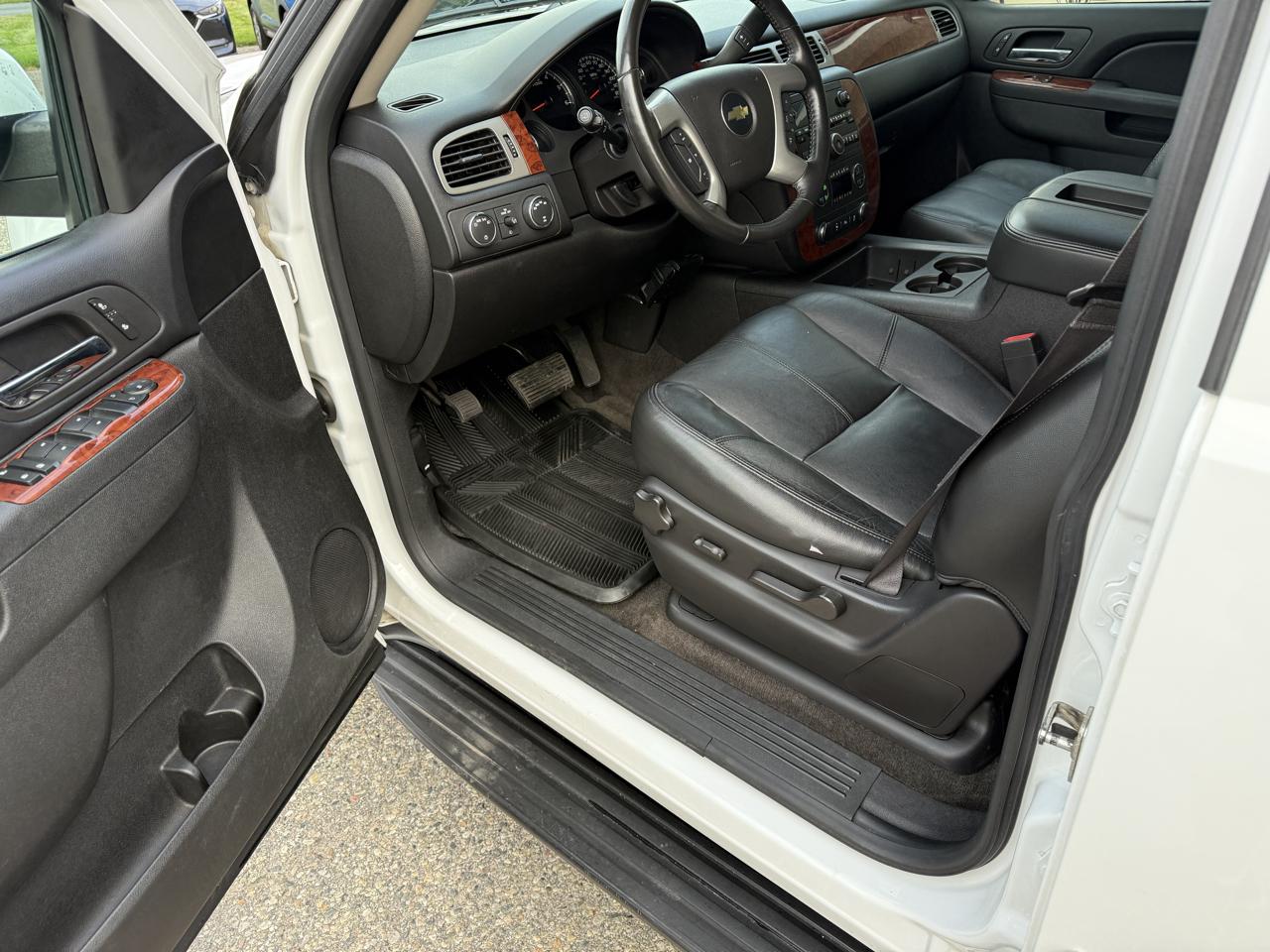 Chevrolet Tahoe 4WD 4dr 1500 LT 2013