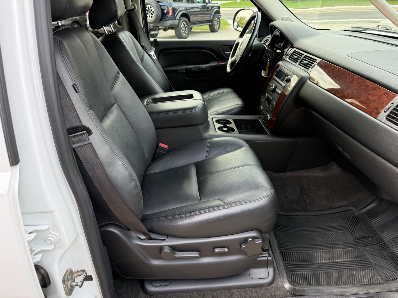 Chevrolet Tahoe 4WD 4dr 1500 LT 2013