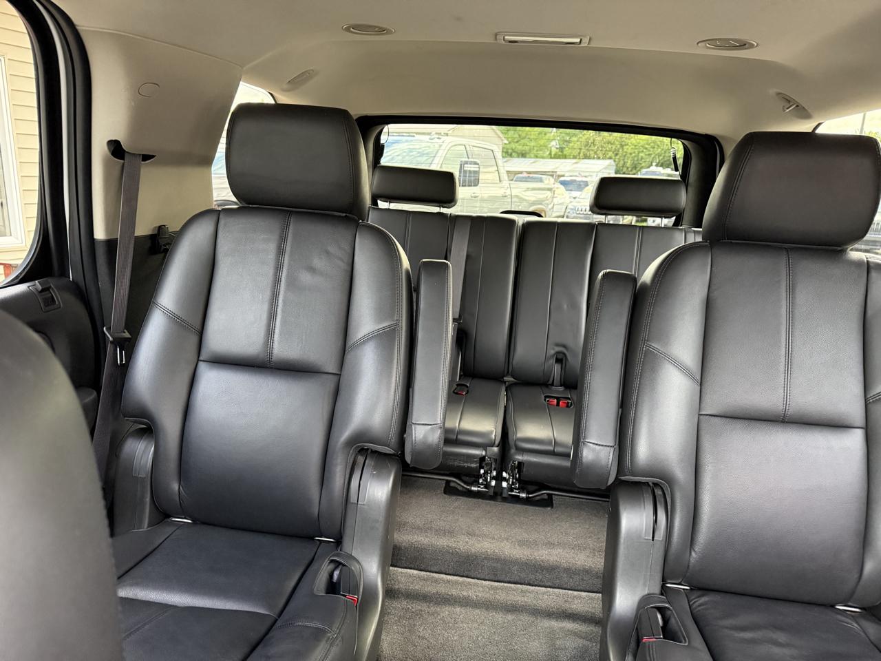 Chevrolet Tahoe 4WD 4dr 1500 LT 2013