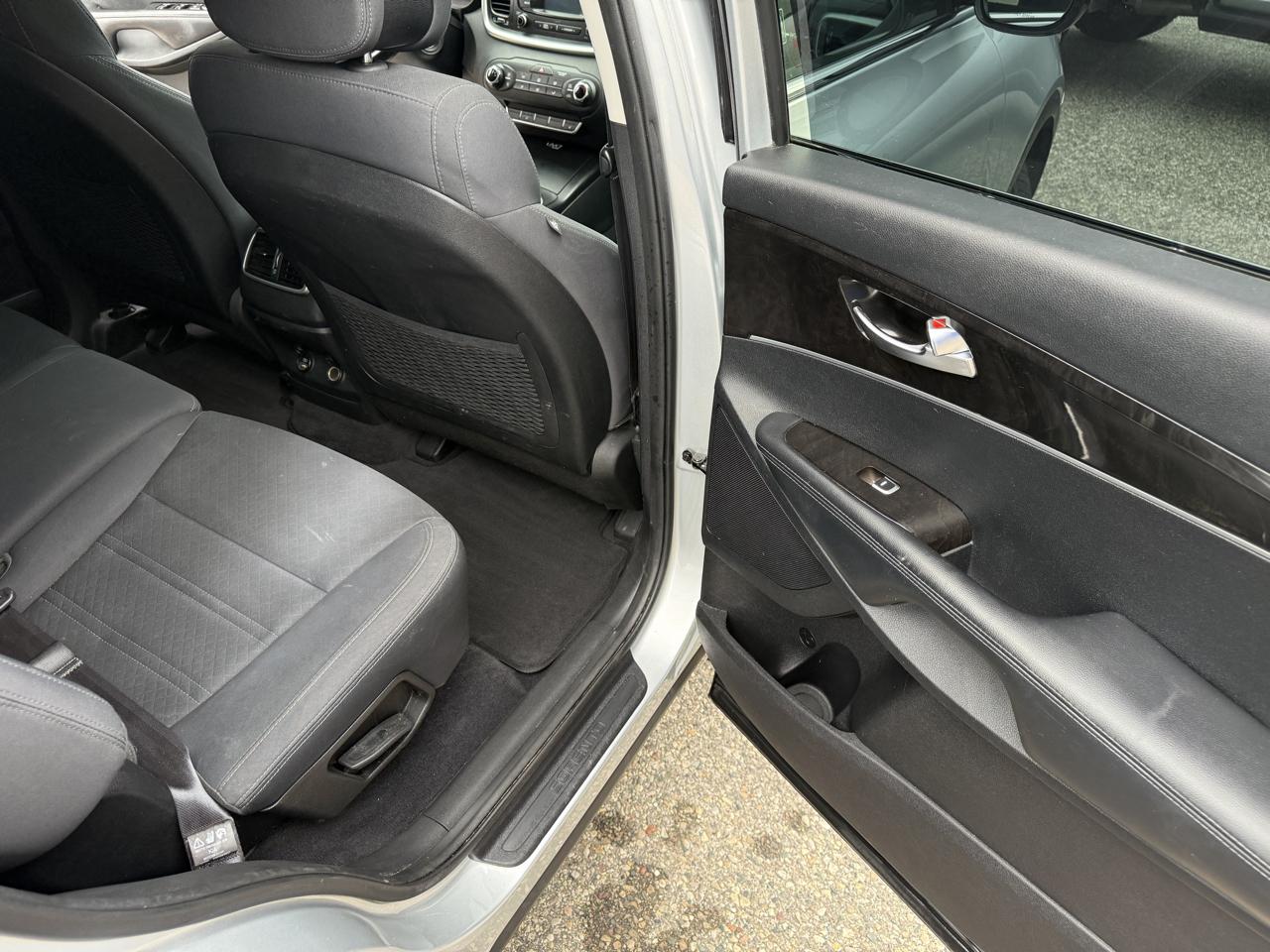 Kia Sorento AWD 4dr 3.3L LX 2016