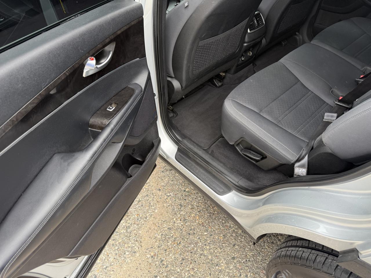 Kia Sorento AWD 4dr 3.3L LX 2016