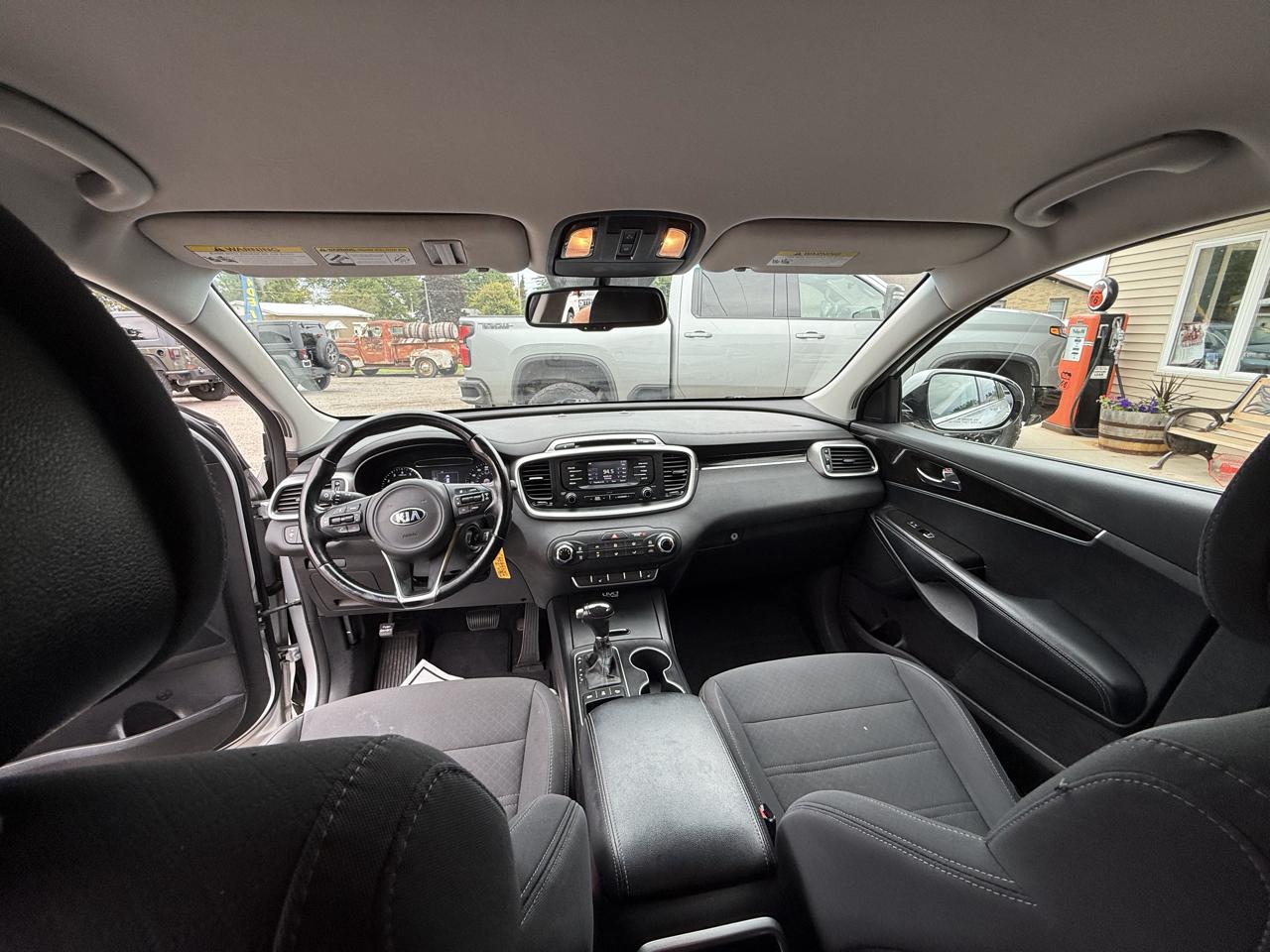 Kia Sorento AWD 4dr 3.3L LX 2016