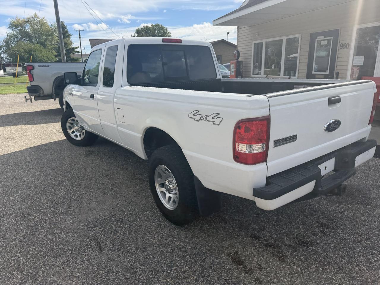 Ford Ranger 4WD 4dr SuperCab 126" XLT 2011
