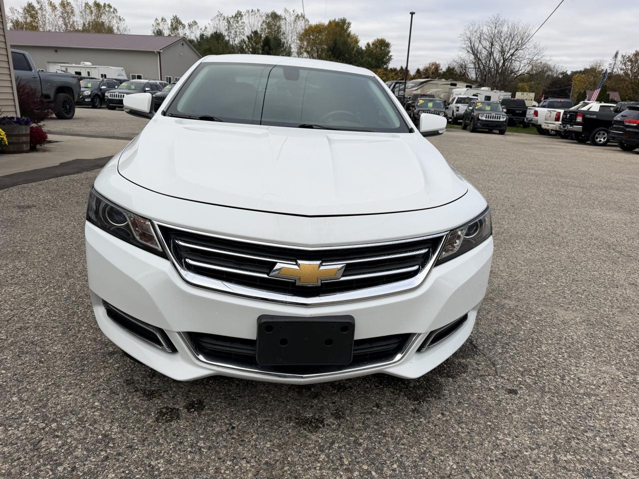 Chevrolet Impala 4dr Sdn LT w/1LT 2018
