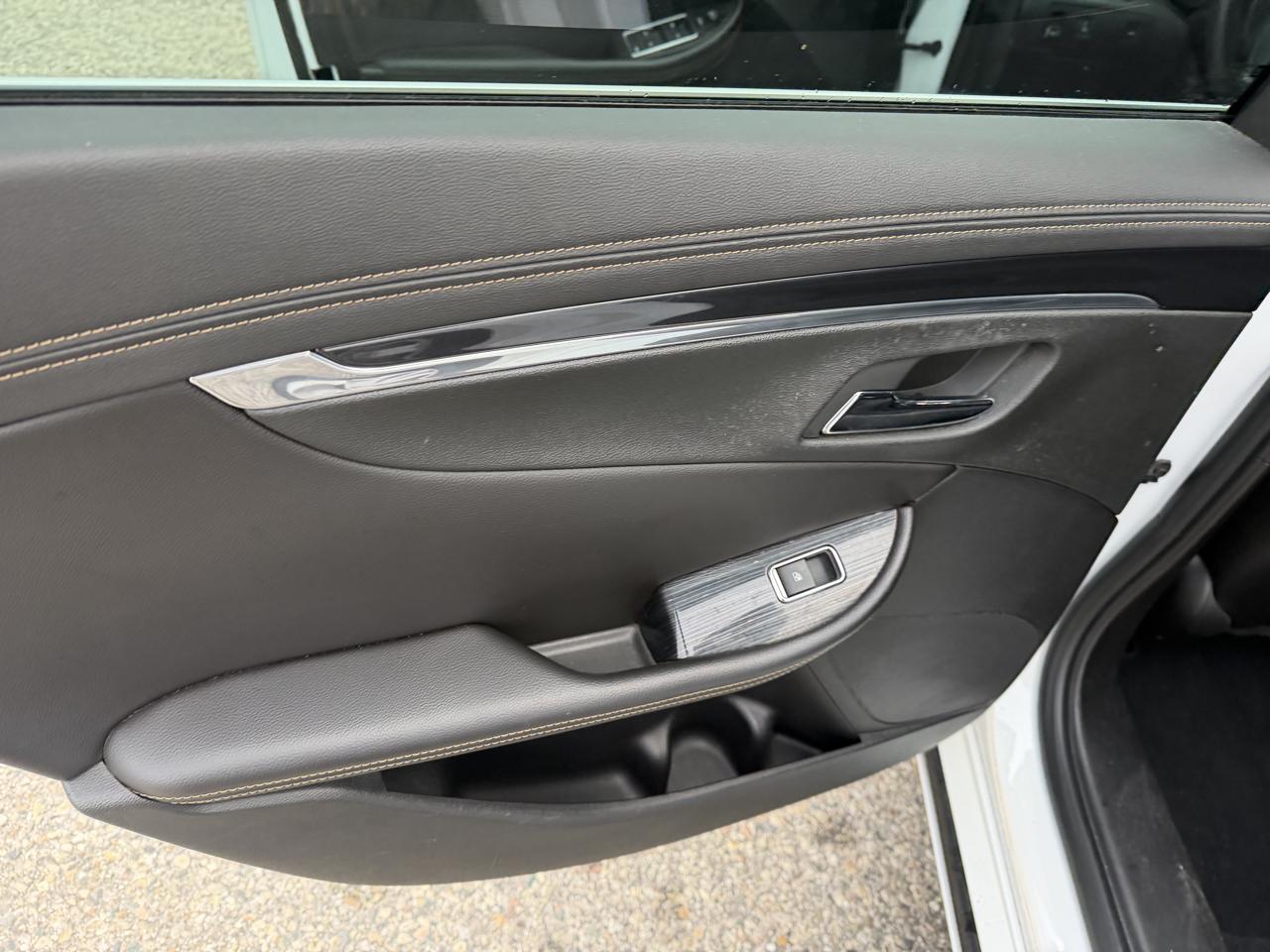 Chevrolet Impala 4dr Sdn LT w/1LT 2018
