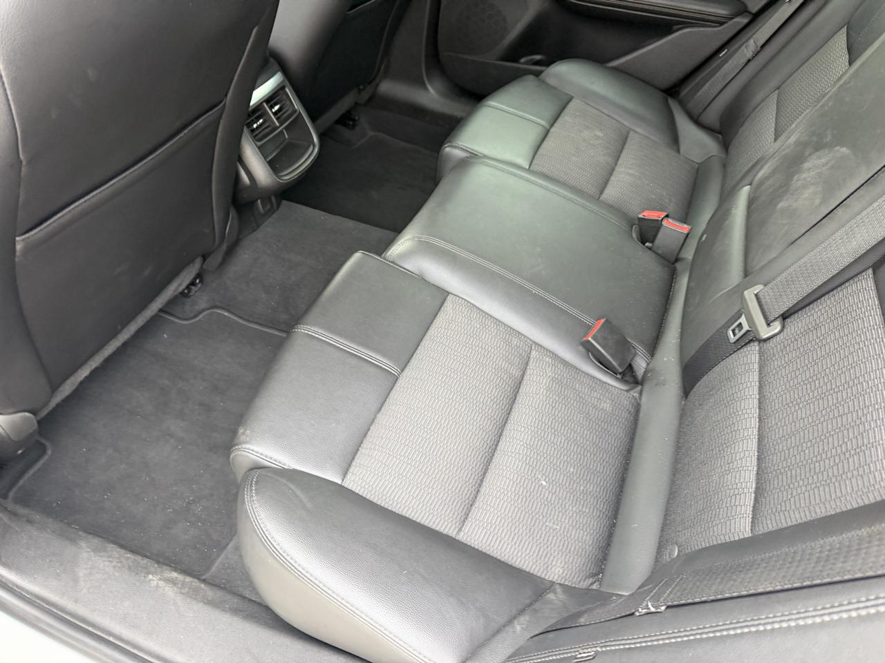 Chevrolet Impala 4dr Sdn LT w/1LT 2018