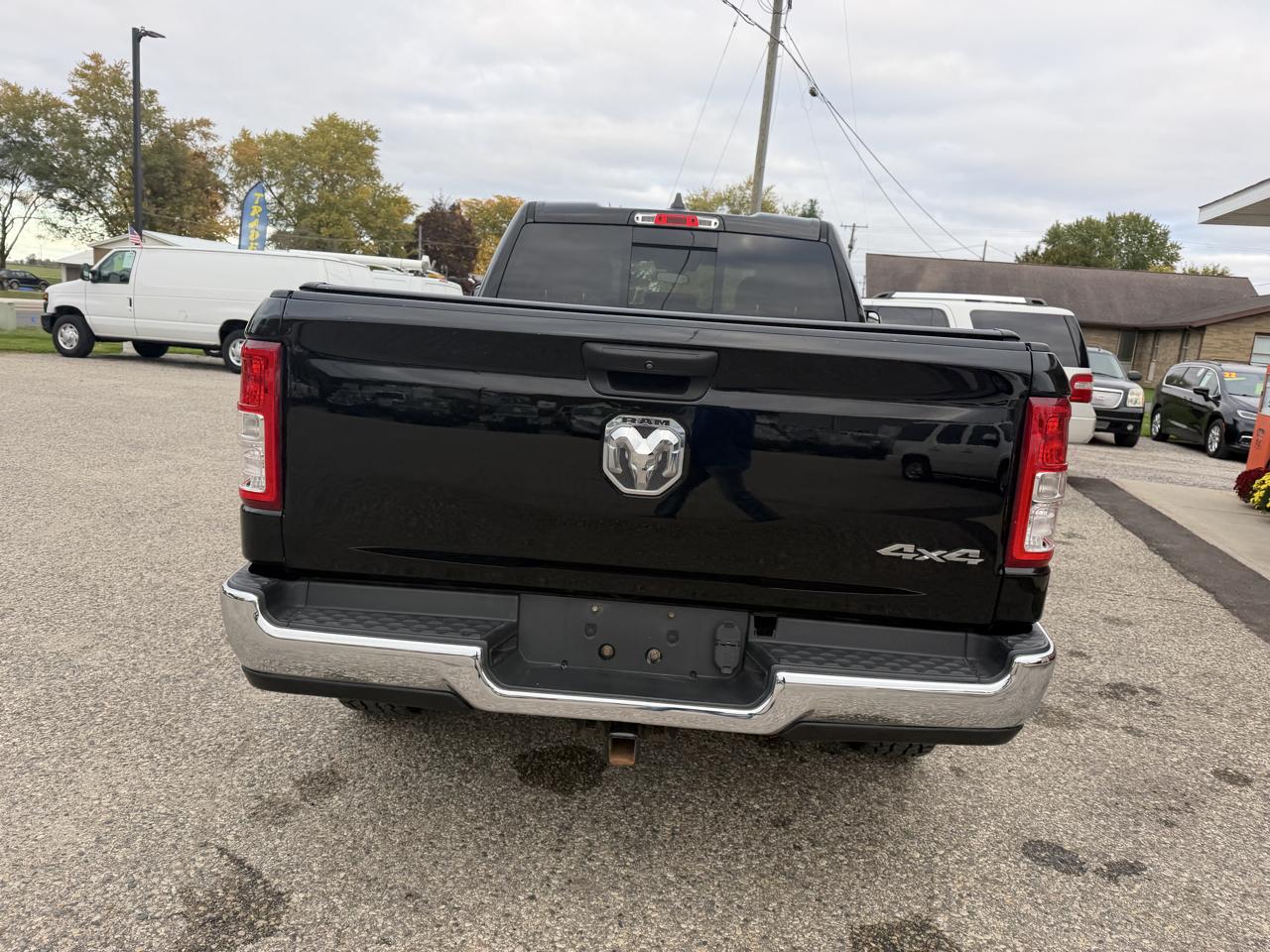 RAM 1500 Tradesman 4x4 Quad Cab 6'4" Box 2019