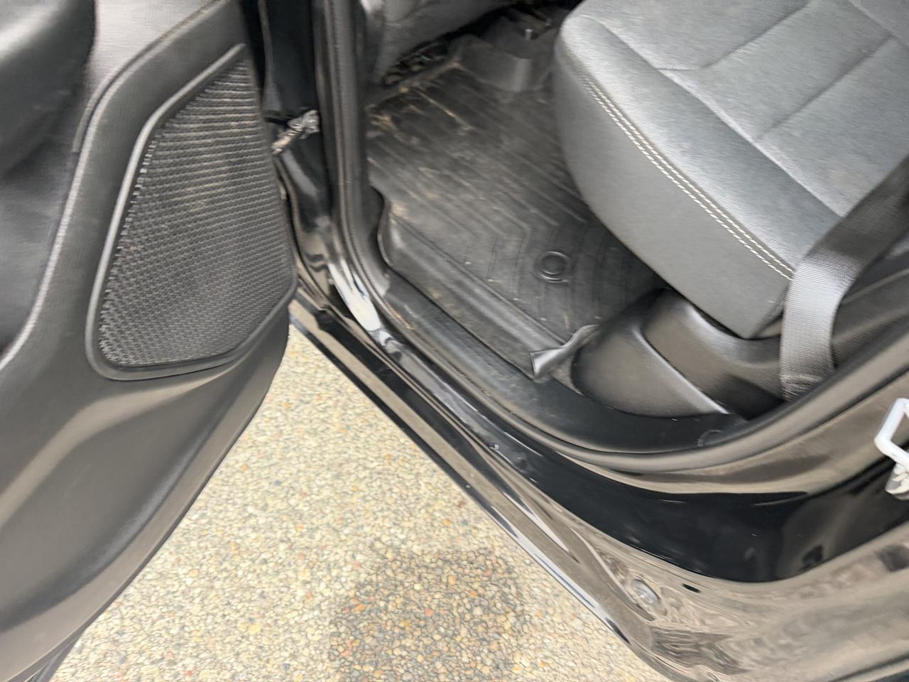 RAM 1500 Tradesman 4x4 Quad Cab 6'4" Box 2019