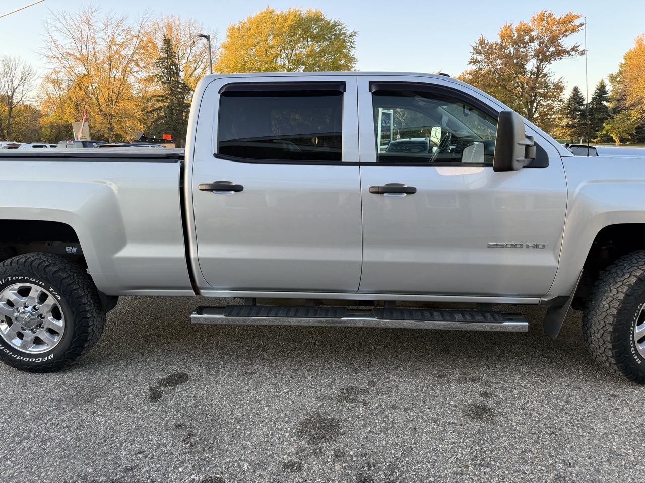 Chevrolet Silverado 2500HD 4WD Crew Cab 153.7" LT 2015