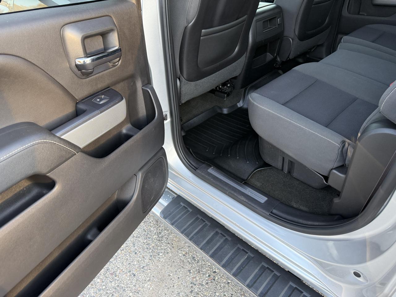 Chevrolet Silverado 2500HD 4WD Crew Cab 153.7" LT 2015