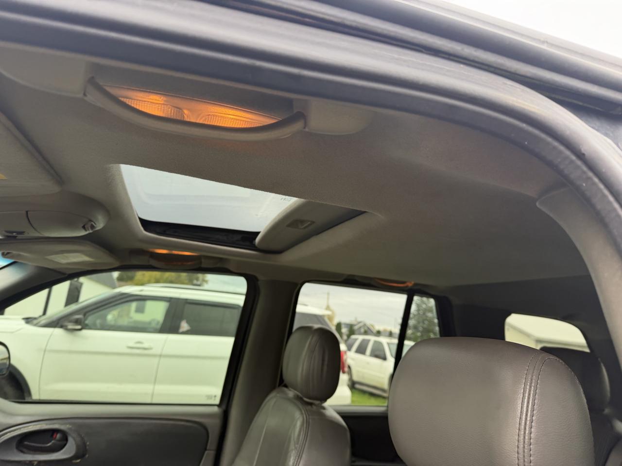 Chevrolet TrailBlazer 4dr 4WD LT 2004