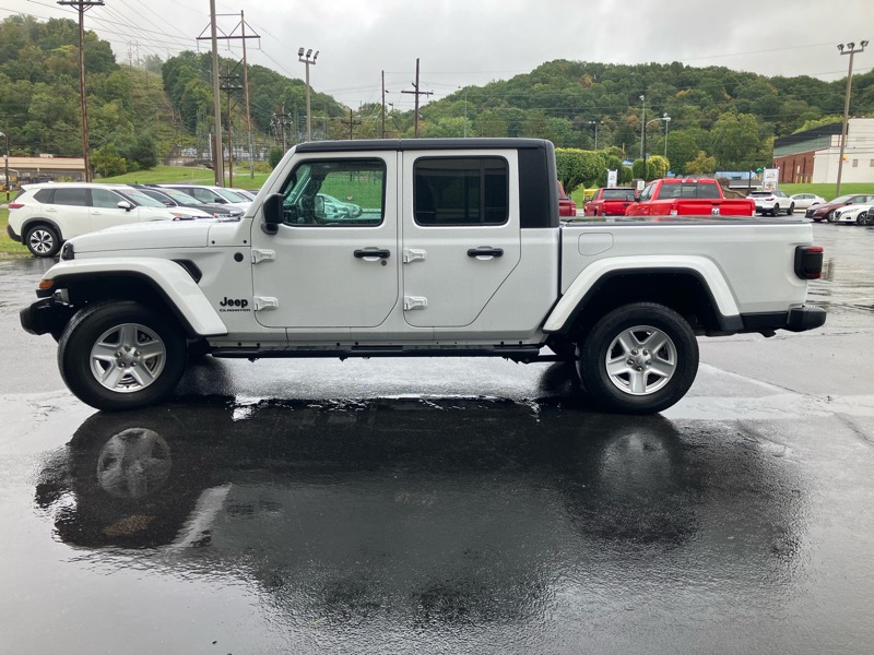 2022 Jeep Gladiator Sport S photo 6