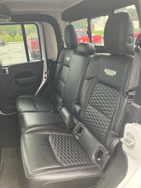 2022 Jeep Gladiator Sport S photo 10