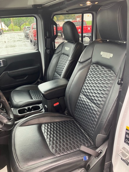 2022 Jeep Gladiator Sport S photo 11
