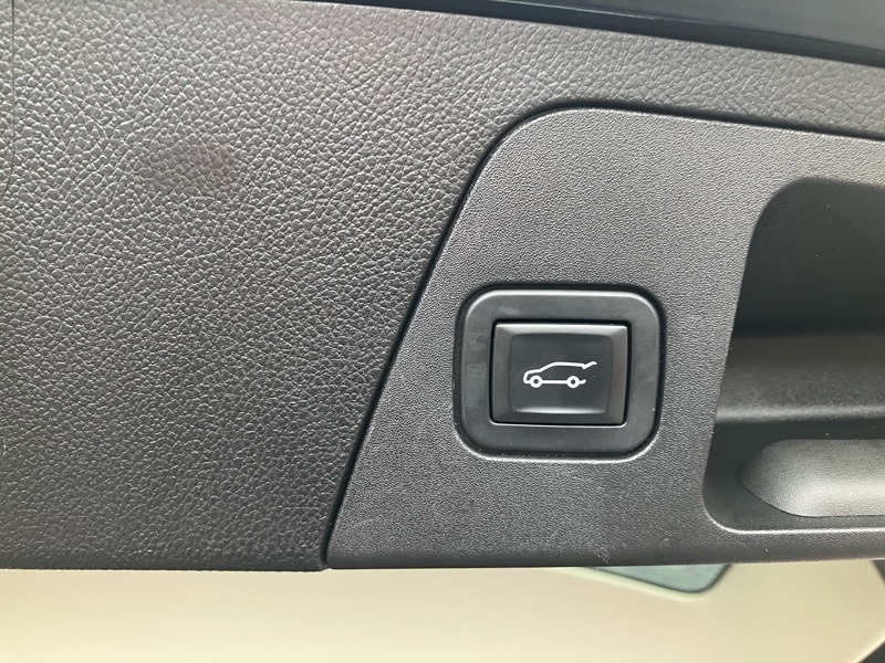 2020 Buick Envision Essence photo 9