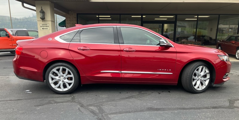2015 Chevrolet Impala LTZ photo 2