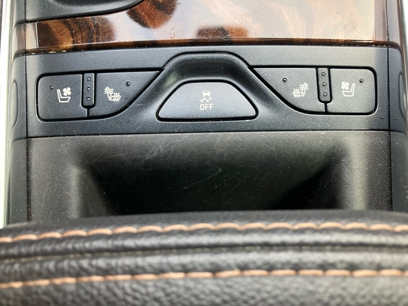 2015 Chevrolet Impala LTZ photo 18