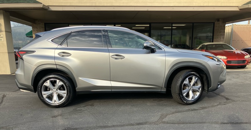 2017 Lexus NX 200t AWD photo 2