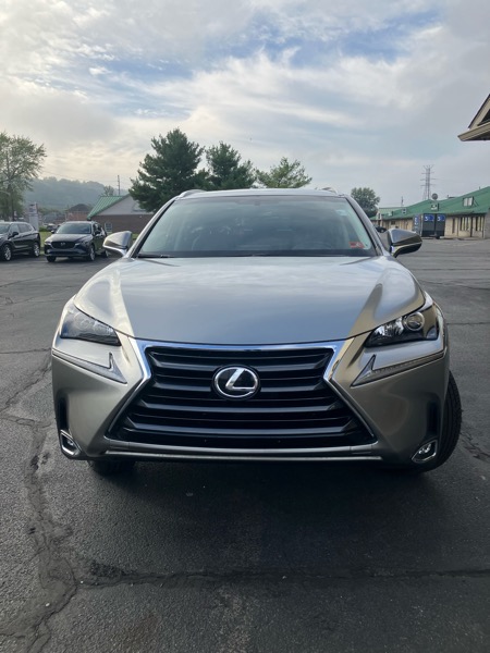 2017 Lexus NX 200t AWD photo 9