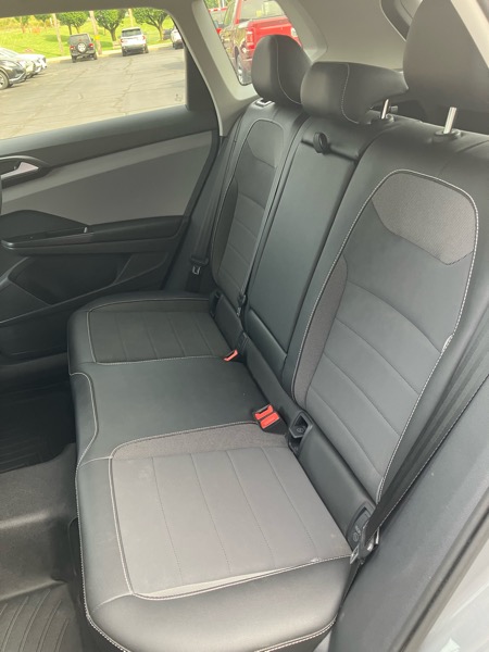 2023 Volkswagen Taos SE photo 10