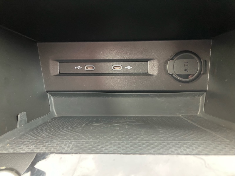 2023 Volkswagen Taos SE photo 18