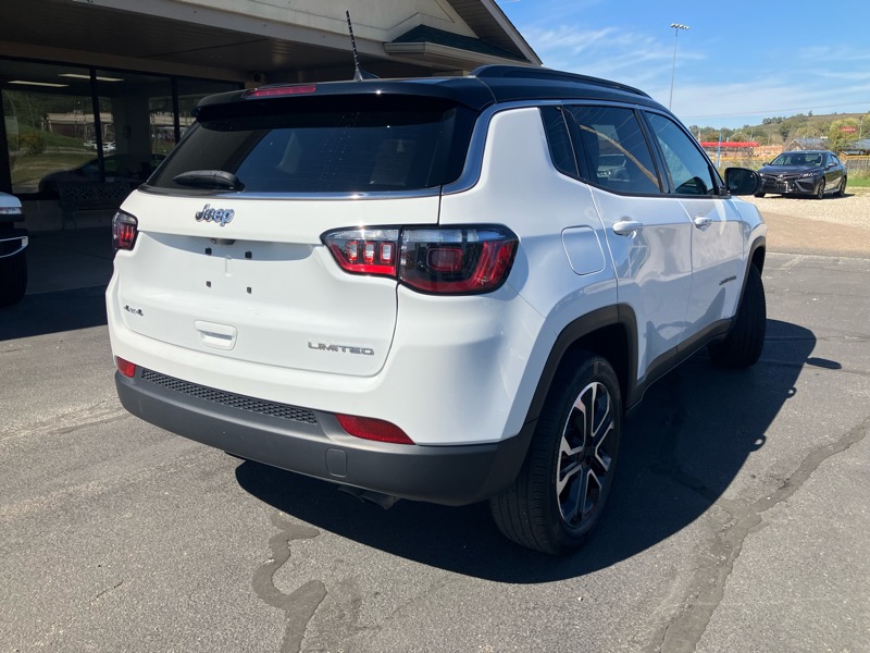 2022 Jeep Compass Limited photo 3