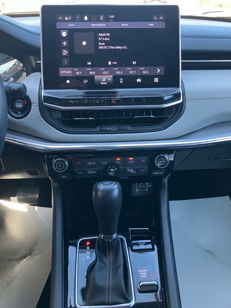 2022 Jeep Compass Limited photo 17