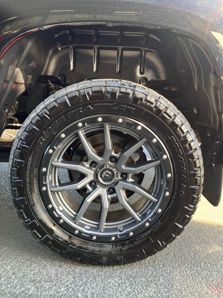 2020 Toyota Tundra TRD Pro CrewMax photo 9