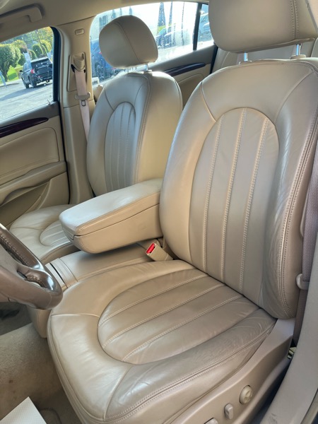 Buick Lucerne 4dr Sdn CXL V6 2006 Buick Lucerne 4dr Sdn CXL V6 2006