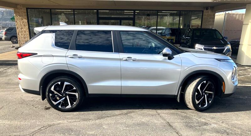 Mitsubishi Outlander SE Black Edition S-AWC 2023