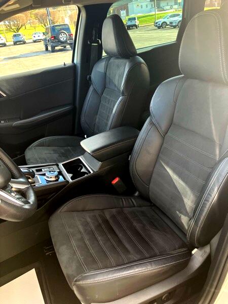 Mitsubishi Outlander SE Black Edition S-AWC 2023