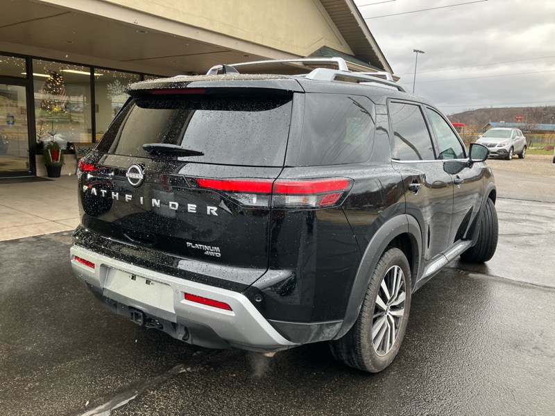 Nissan Pathfinder Platinum 4WD 2023
