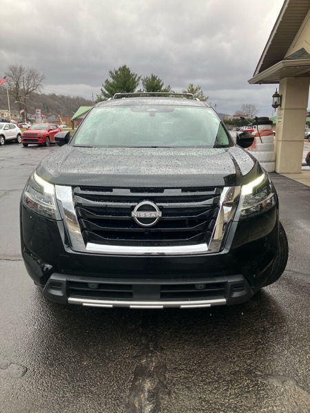 Nissan Pathfinder Platinum 4WD 2023