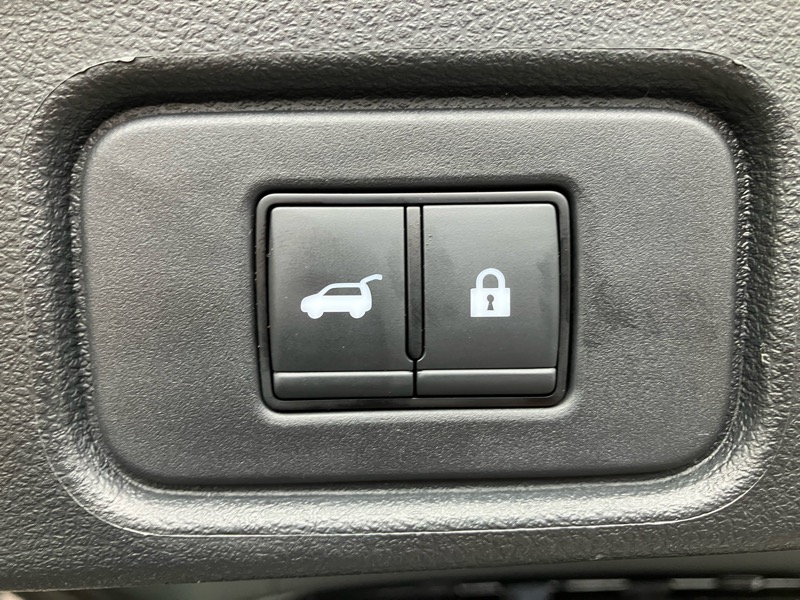 Nissan Pathfinder Platinum 4WD 2023