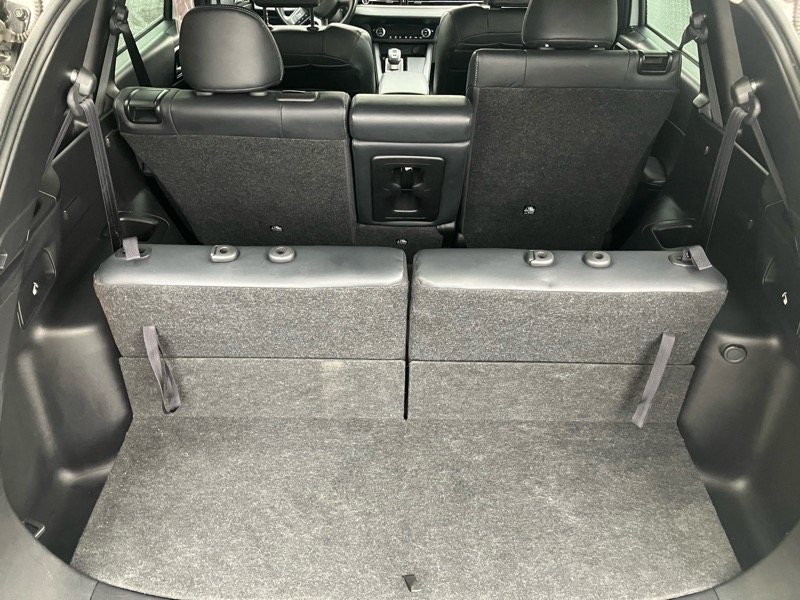 Mitsubishi Outlander SE Launch Edition S-AWC 2022