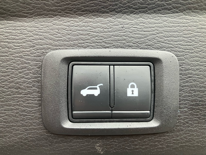 Mitsubishi Outlander SE Launch Edition S-AWC 2022