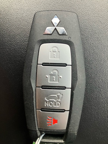 Mitsubishi Outlander SE Launch Edition S-AWC 2022