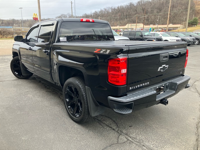 Chevrolet Silverado 1500 4WD Crew Cab 143.5" LT w/2LT 2018