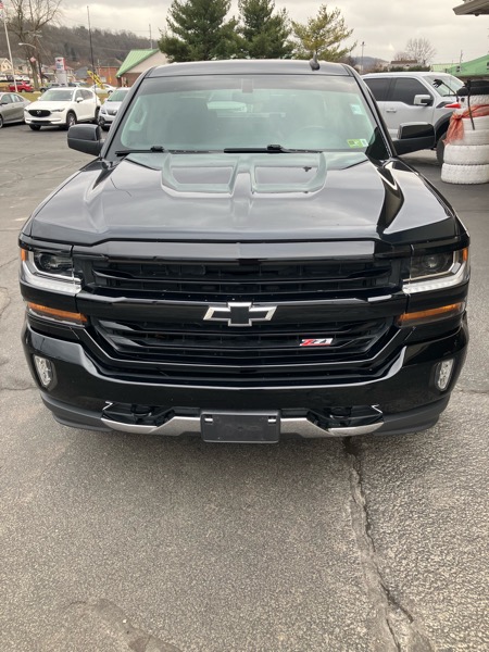 Chevrolet Silverado 1500 4WD Crew Cab 143.5" LT w/2LT 2018