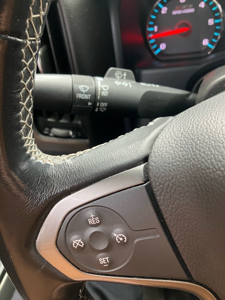 Chevrolet Silverado 1500 4WD Crew Cab 143.5" LT w/2LT 2018