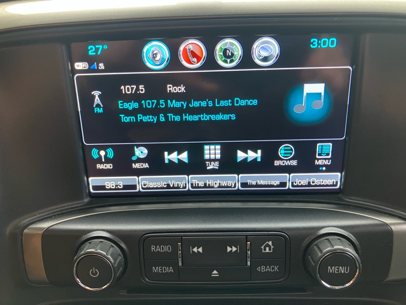 Chevrolet Silverado 1500 4WD Crew Cab 143.5" LT w/2LT 2018