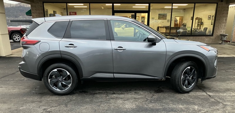 Nissan Rogue AWD SV 2024