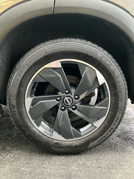 Nissan Rogue AWD SV 2024