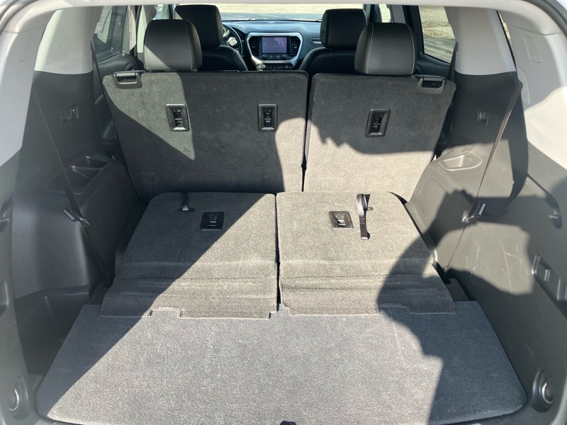 GMC Acadia AWD 4dr SLT 2023