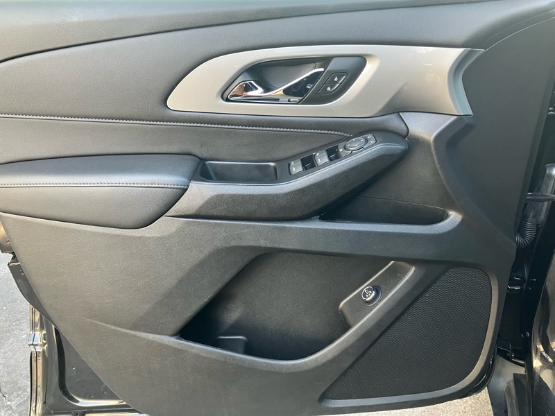 Chevrolet Traverse AWD 4dr LT Cloth w/1LT 2023