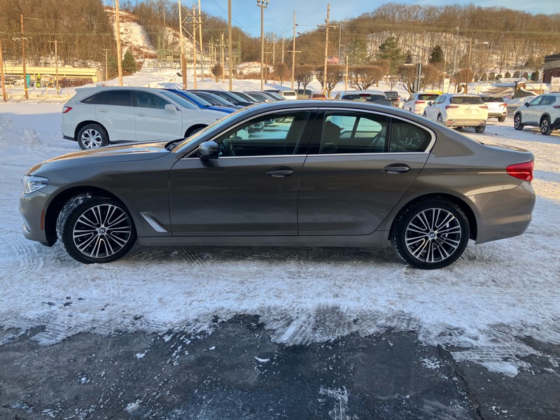 BMW 5 Series  2018