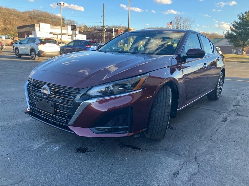 Nissan Altima 2.5 SV AWD Sedan 2023