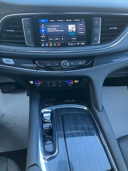 Buick Enclave AWD 4dr Essence 2023